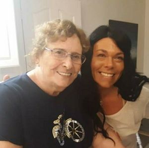 Meet your Posher, Angela